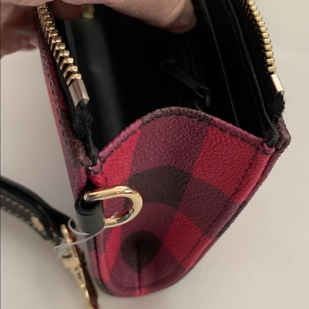 NWT - Dooney & Bourke Tucker Red and Black Plaid Wristlet with Gift Box - Picture 6 of 8